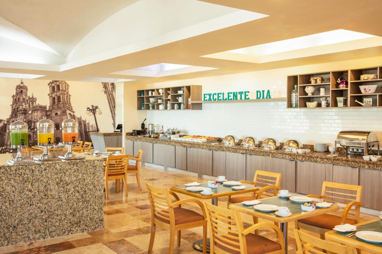 Fiesta Inn Express San Luis Potosi Oriente Exterior photo