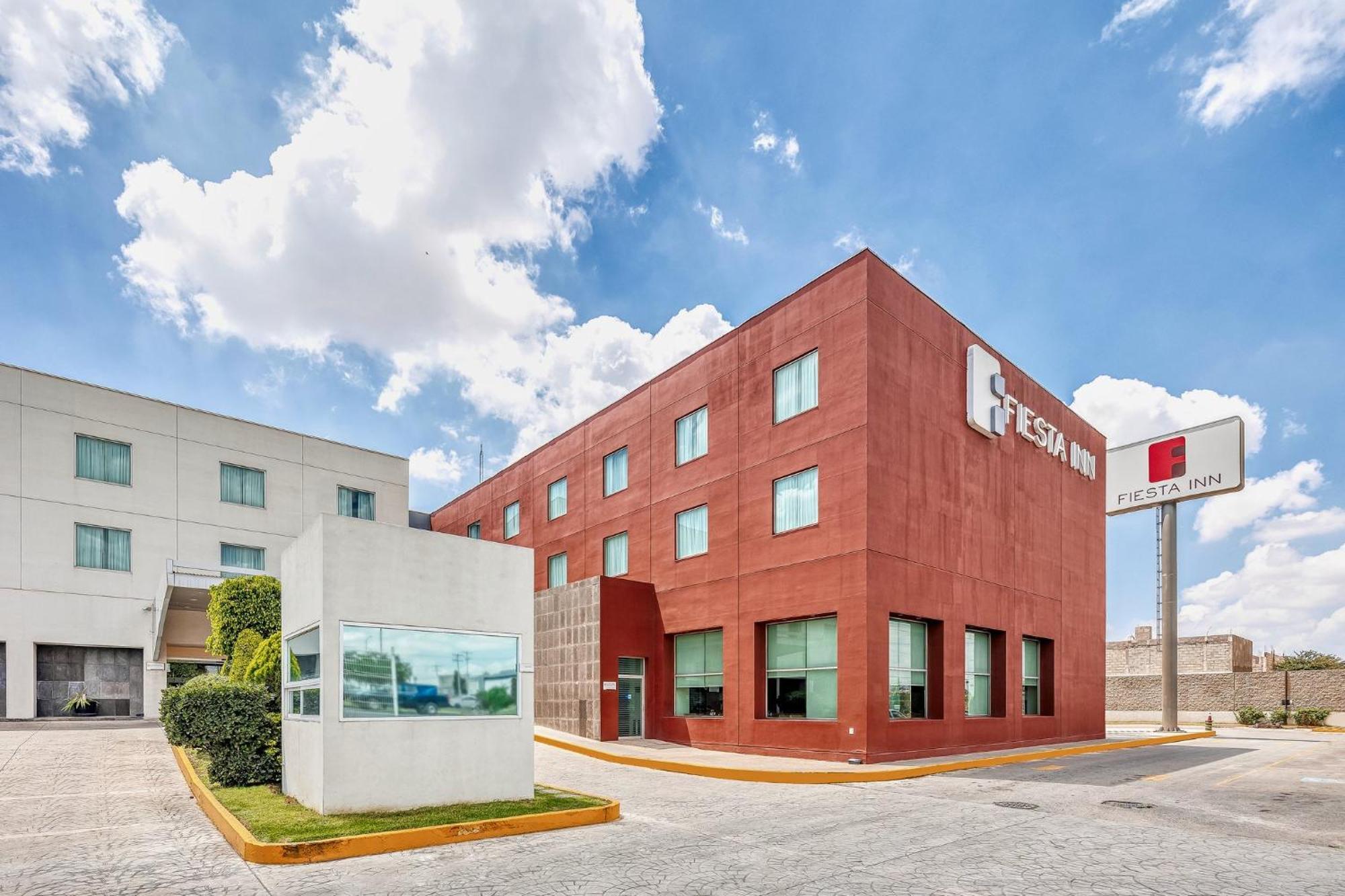 Fiesta Inn Express San Luis Potosi Oriente Exterior photo