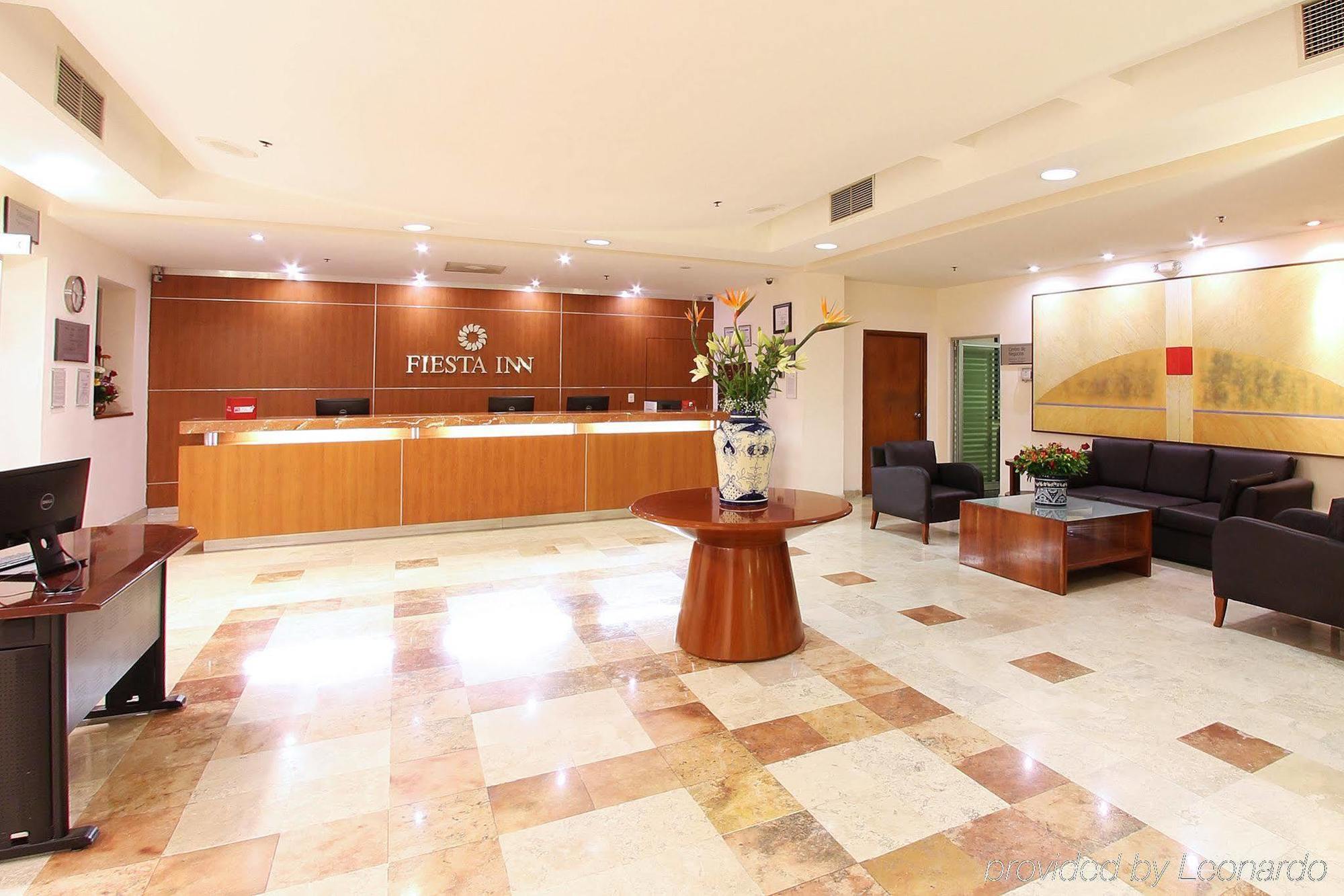 Fiesta Inn Express San Luis Potosi Oriente Exterior photo