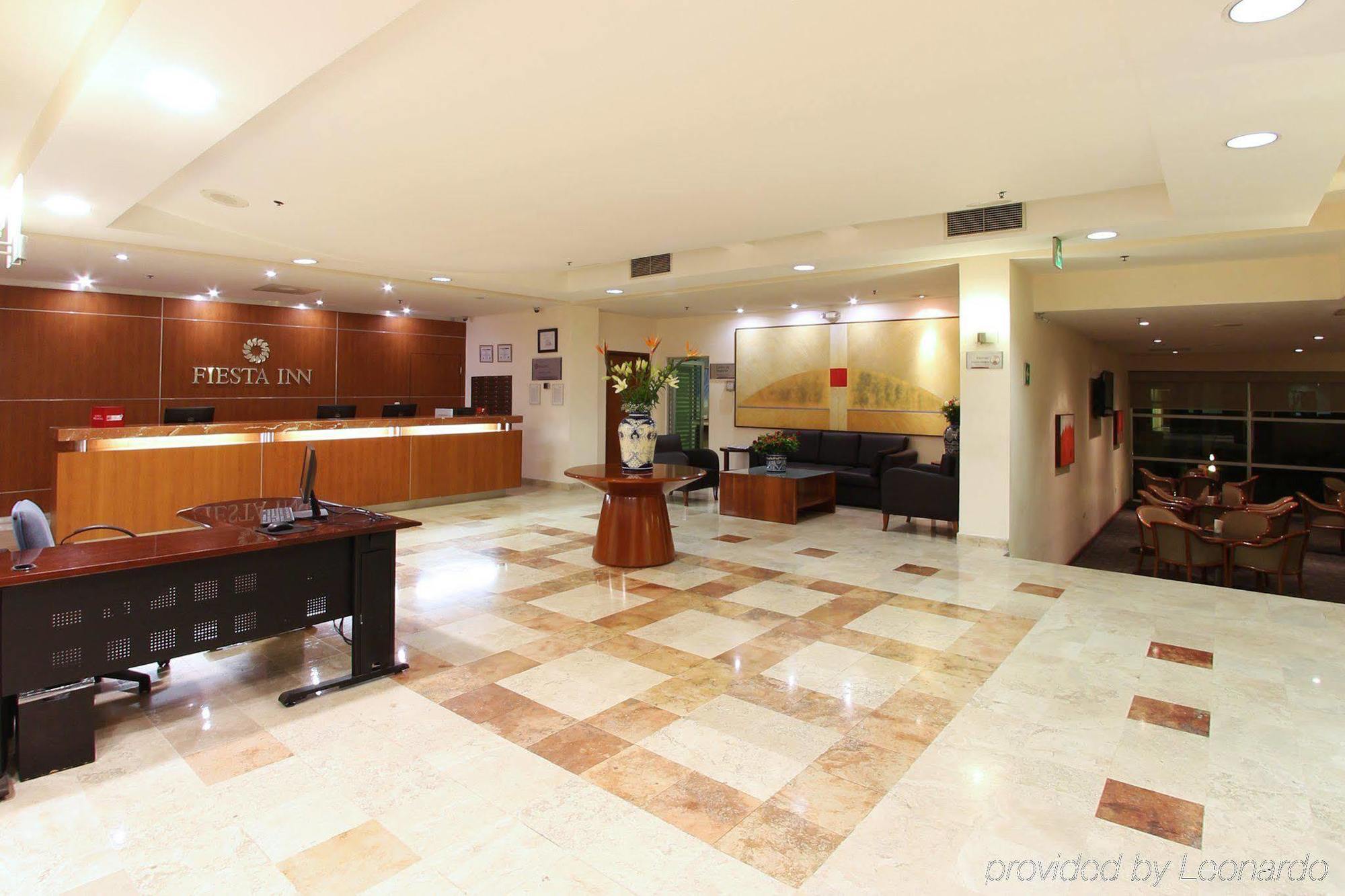 Fiesta Inn Express San Luis Potosi Oriente Exterior photo