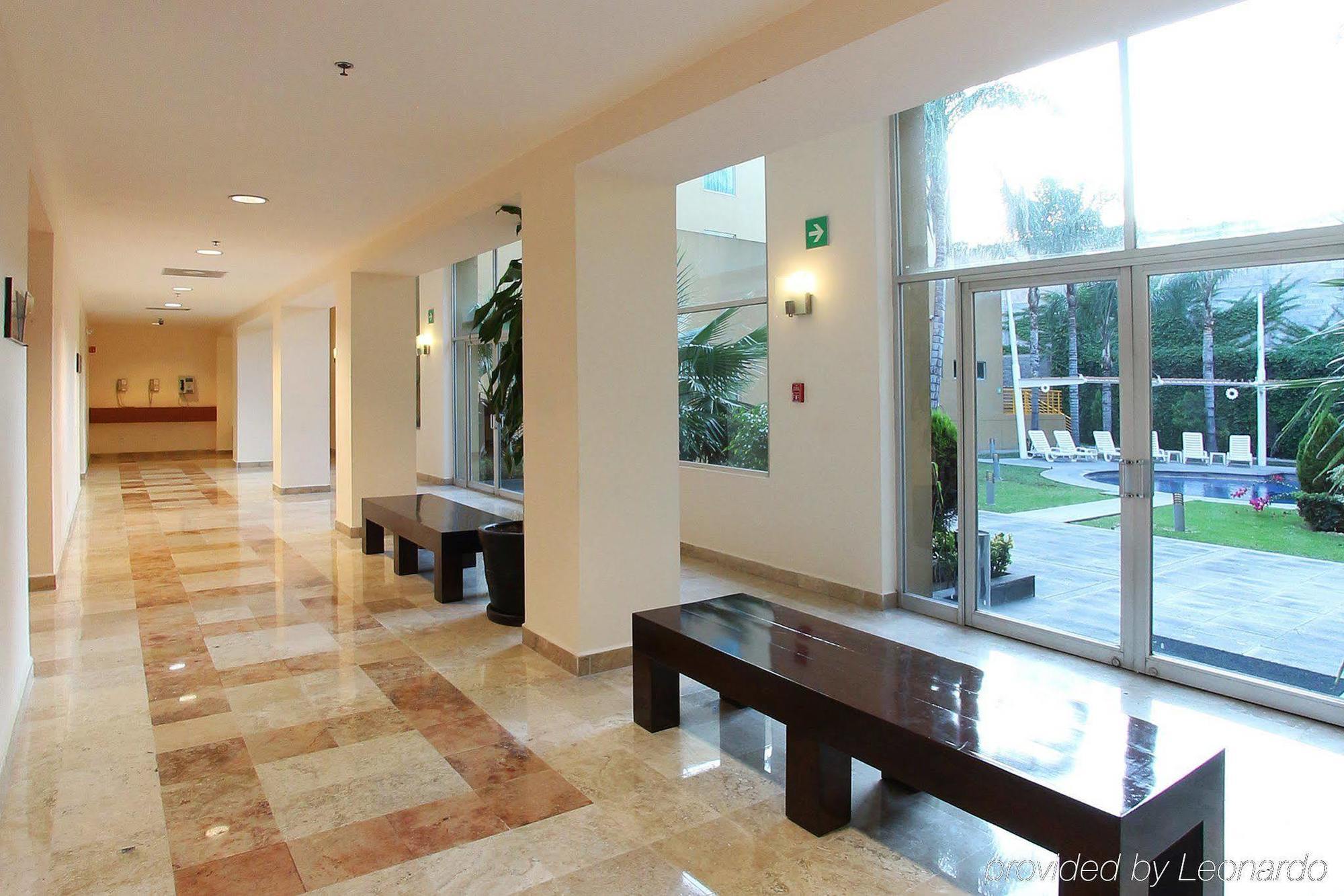 Fiesta Inn Express San Luis Potosi Oriente Exterior photo